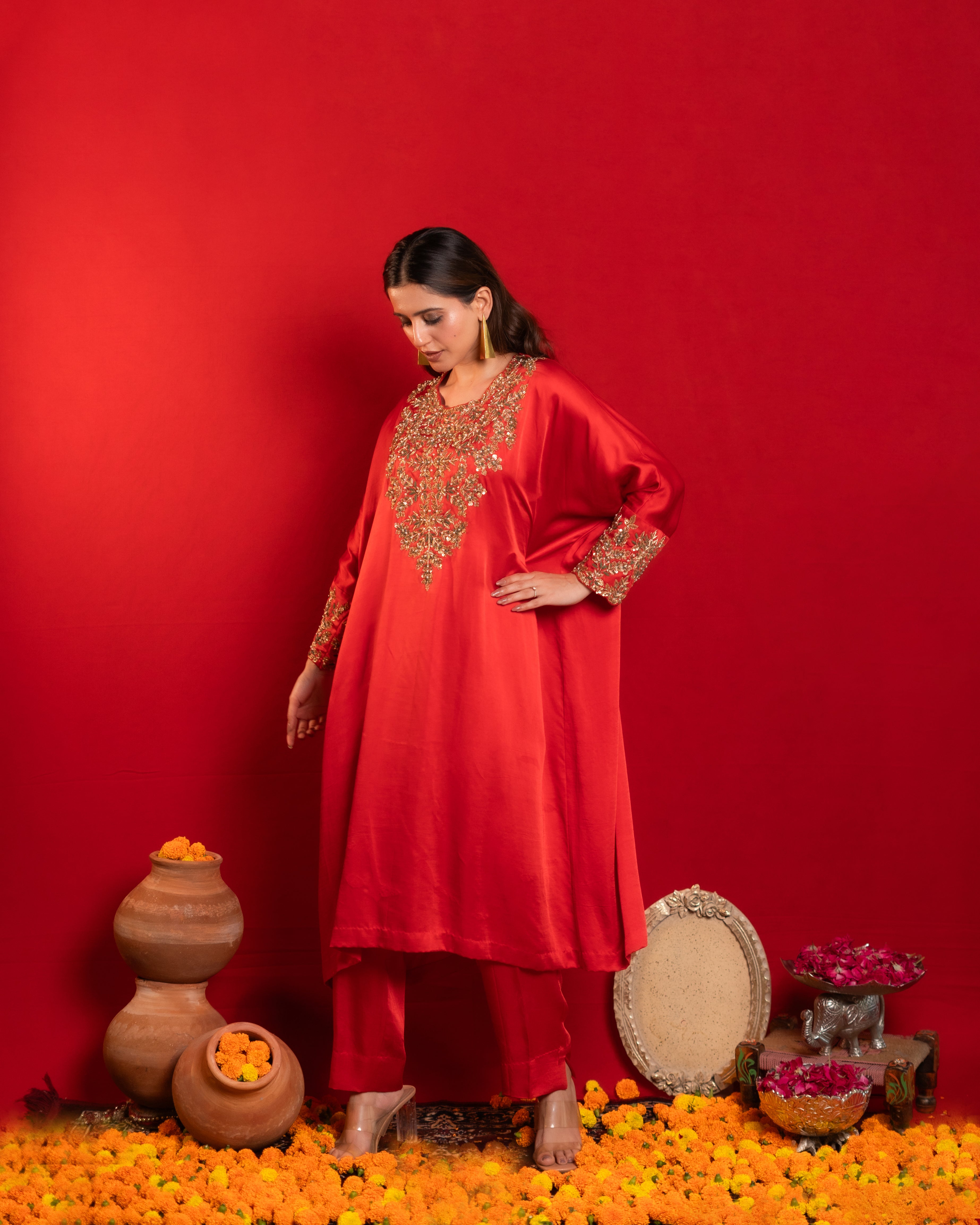 Red kaftan with pants